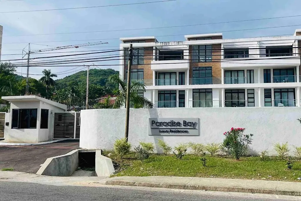 Apt 6Ix - Modern And Airy @ Paradise Bay Apartment Montego Bay