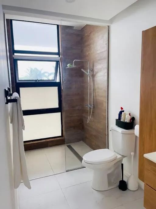 Apt 6Ix - Modern And Airy @ Paradise Bay Apartment Montego Bay
